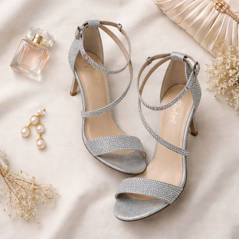 Thalia Sodi Silver Rhinestone Heels 9M | Bridal Glam Party Sparkle